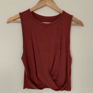 Alo Yoga twist front mauve tank